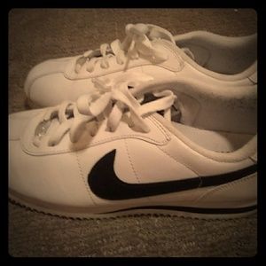 Nike Shoes Men's Size 9.5